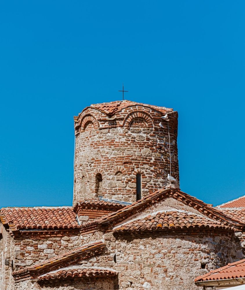Os vários mosteiros são uma das curiosidades da bulgária