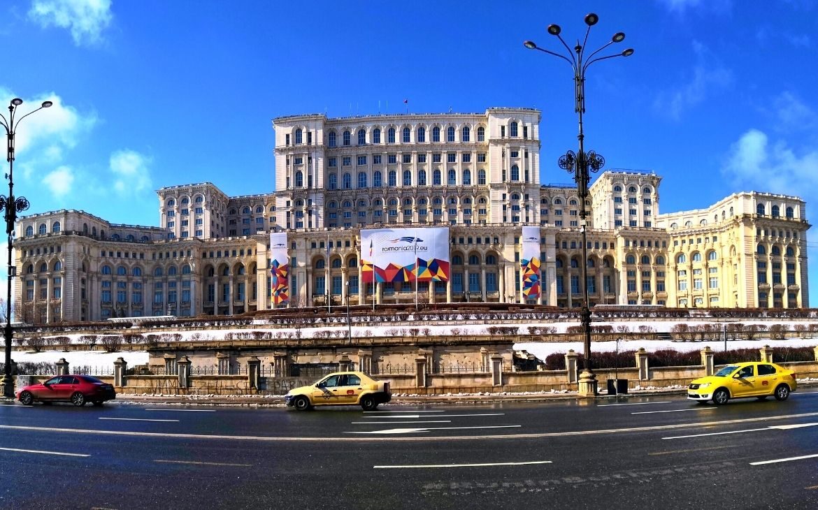 Onde ficar em Bucareste, Romênia: melhores áreas e dicas de hotéis (2024)