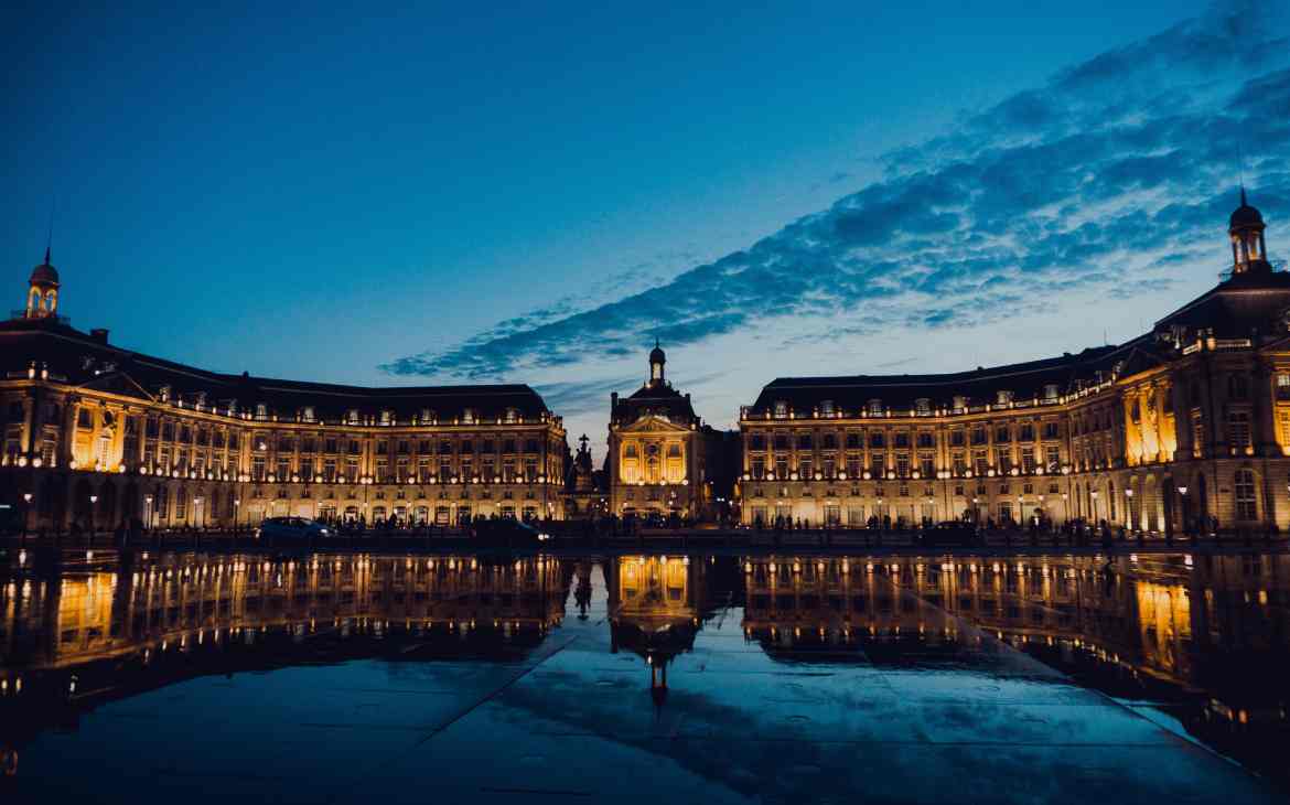 Onde ficar em Bordeaux: 6 melhores áreas e hotéis (2024)