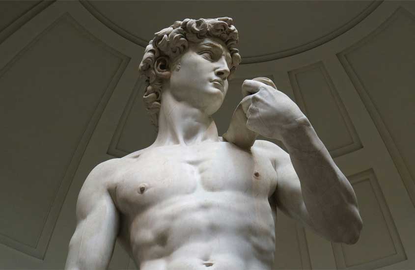Escultura de David na Galleria dell'Accademia