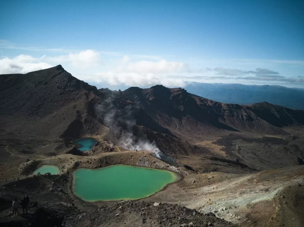 Vista aérea de vulcões na Nova Zelândia