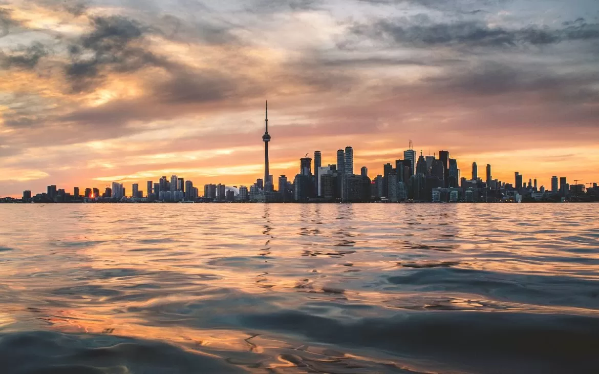Onde ficar em Toronto, Canadá: 6 melhores áreas e dicas de hotéis (2024)
